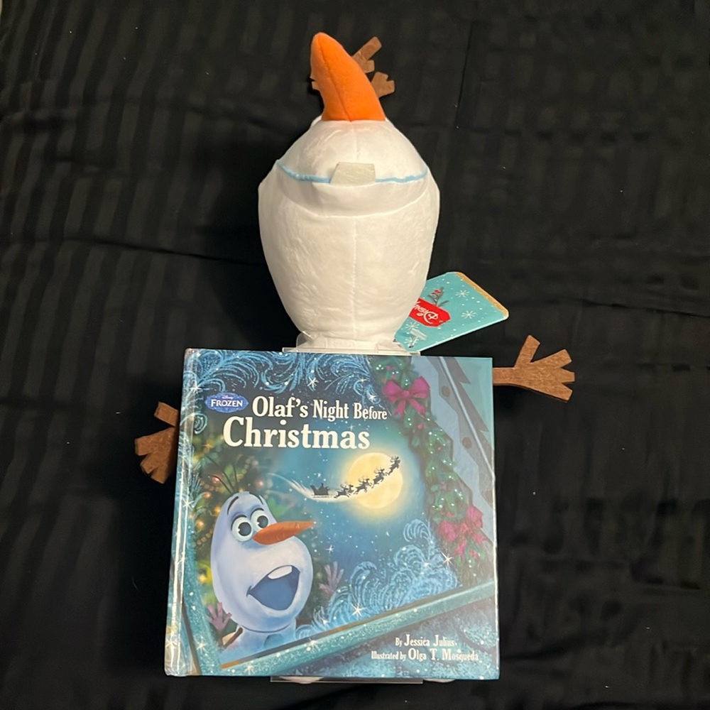 Olaf’s Night Before Christmas Book with Olaf Plush